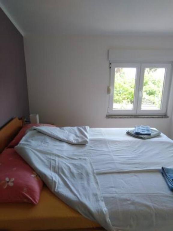 Apartments Lord Pirovac Bagian luar foto
